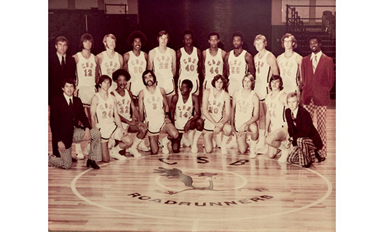 1971 Very First Basketball Team