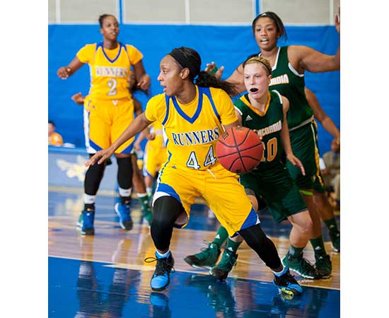 2014-2015: Tyonna Outland, women&#039;s basketball