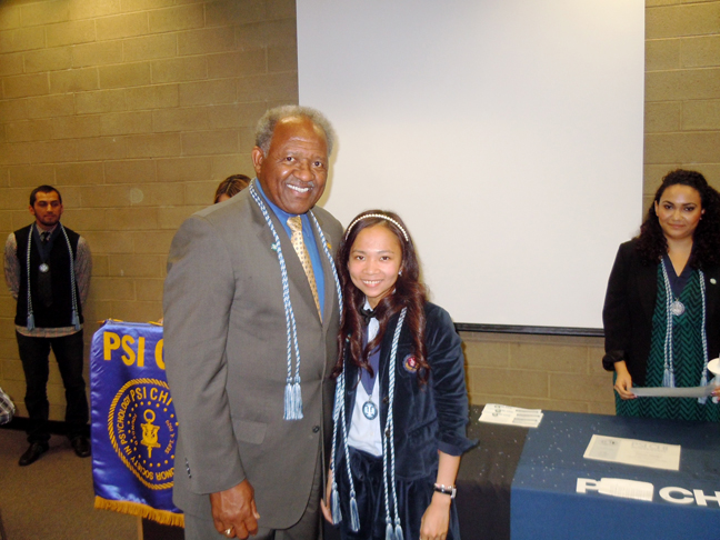 President Mitchell and President Linayao at Induction