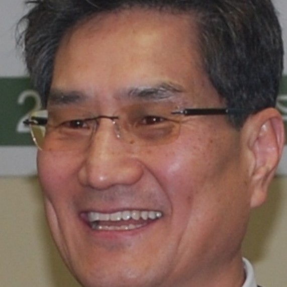 Dr. Benjamin Bae