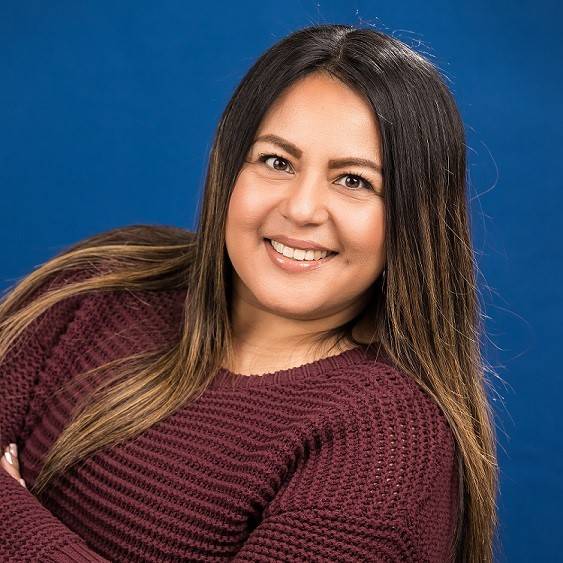 Adriana  Sixtos