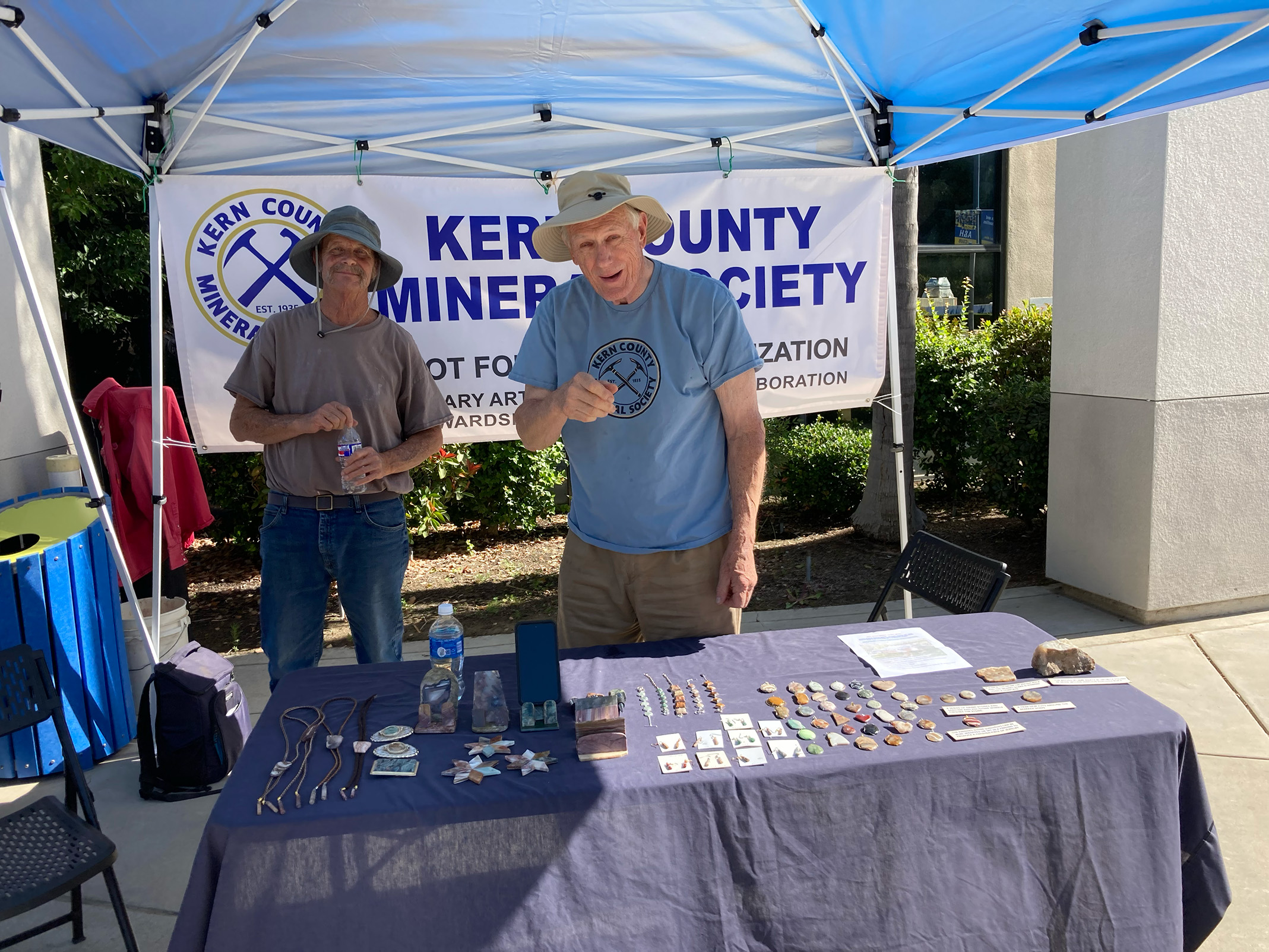 Kern County Mineral Society hosts a booth at Geology Day